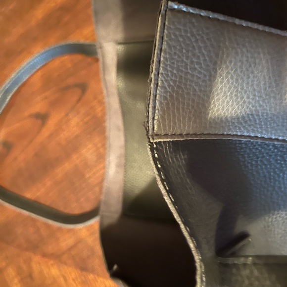 Brand new never used w dust bag Vince camuto leather tote black w gray stripe. - Picture 4 of 5